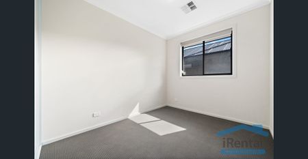 Stunning modern family home - Photo 5