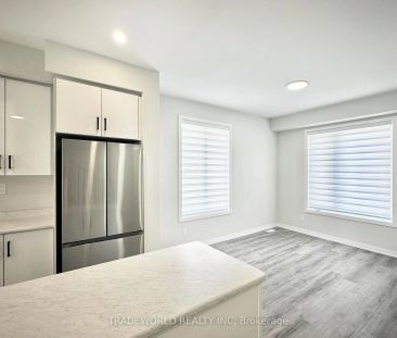 Property For Lease | S8439448 - Photo 1