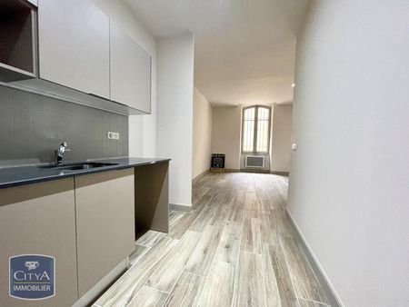 Location Appartement 4 pièces 80m² NARBONNE 11100 - Photo 5