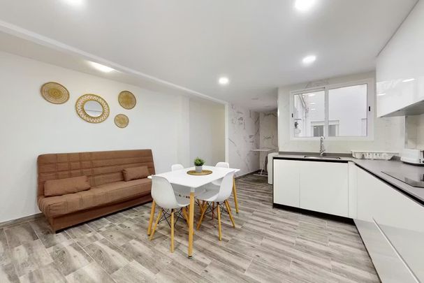 Carrer Mestre Mamfred Monforte, Catarroja, Valencian Community 46470 - Photo 1