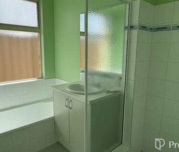 Family home - Photo 6