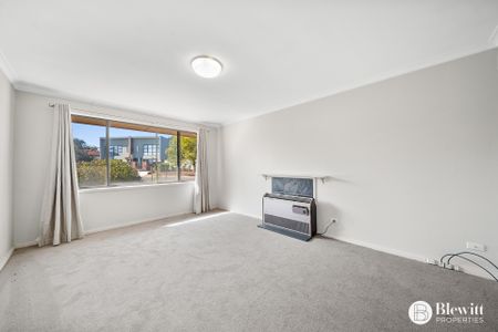 1 Anderson Street, Chifley ACT 2606 - House For Rent | Domain - Photo 5