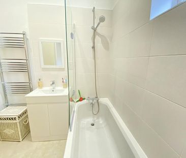 3 bedroom semi-detached house to rent - Photo 6