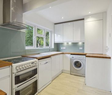 3 bedroom detached house to rent - Photo 6