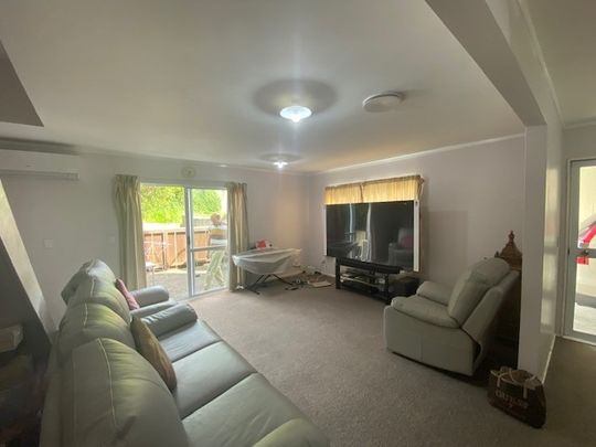 Churton Park, 2 bedrooms - Photo 1