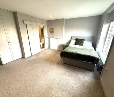 1 bedroom in a flat share to rent - Photo 6