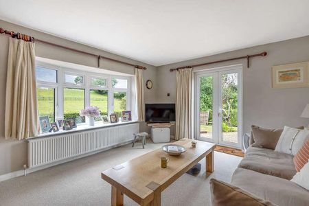 One Tree Hill Road, Guildford, GU4 - Photo 3