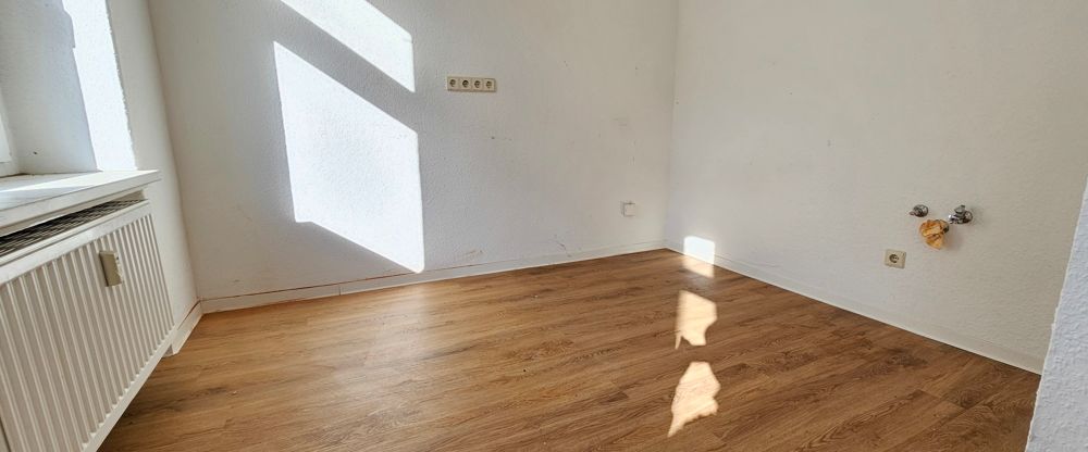 Schöne renovierte Wohnung mit Balkon, Gutschrift 500€ - Photo 1