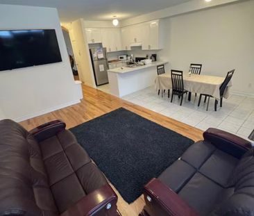 For Lease - 1110 Cameo Street, Pickering, Ontario - Photo 2