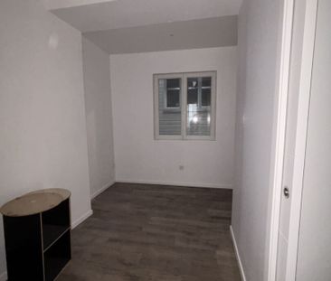 Location Appartement 2 pièces 26m² - Photo 3