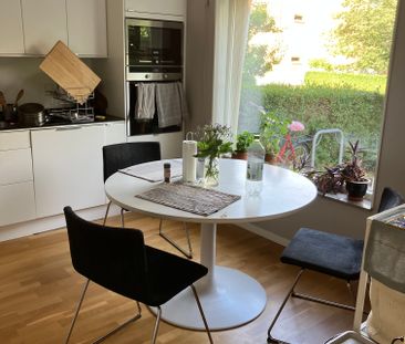 Ambravägen, Bromma - Foto 1