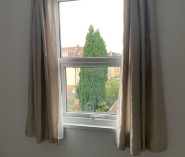 1 Bed Flat, Belvoir Road, BS6 - Photo 1