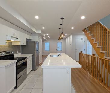 For Lease - 2500 Hill Rise Court Unit# 121, Oshawa, Ontario - Photo 6