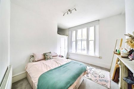 The Pavement, London, SW4 0HY - Photo 2