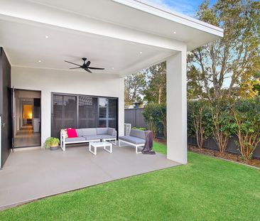 17 Sunshine Crescent, Caloundra West QLD 4551 - House For Rent | Do... - Photo 4