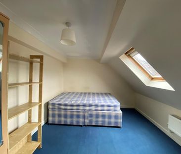 5 bedroom semi-detached house to rent - Photo 5