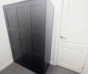 7 bedroom house share to rent - Photo 3