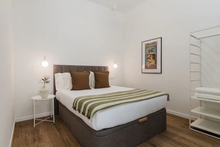 Carrer de la Democràcia, Valencia, Valencian Community 46014 - Photo 4