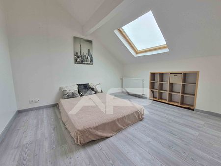 Location Maison 8 pièces 160m² - Photo 4