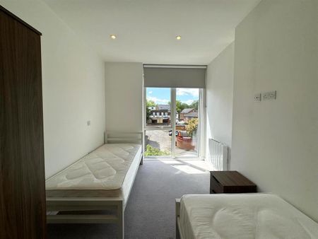 2 bedroom apartment to rent - Photo 4