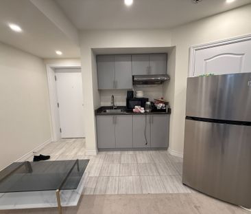 For Lease - 181 Parktree Drive Unit# 32 - Basement, Vaughan, Ontario - Photo 3