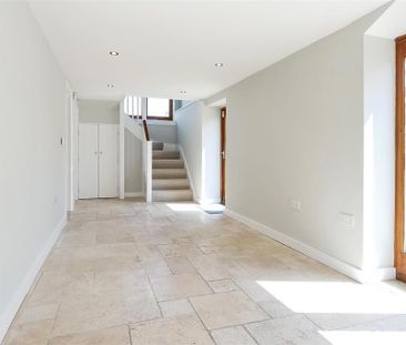 3 bedroom detached bungalow to rent - Photo 1