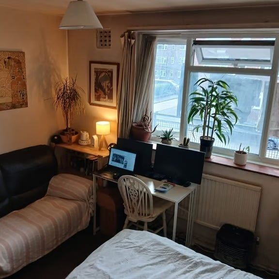 Room in a Shared House, The Vale, W3 - Photo 1