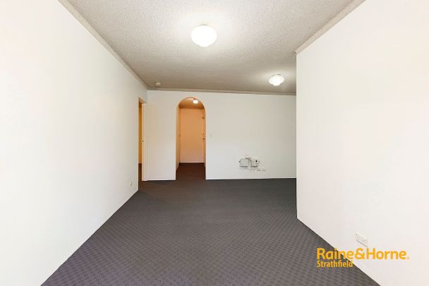 1-Bedroom Unit on Burlington Road, Homebush - Convenient & Comfortable Living - Photo 1