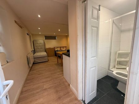 Studio Flat, Ockley Road, CR0 - Photo 2