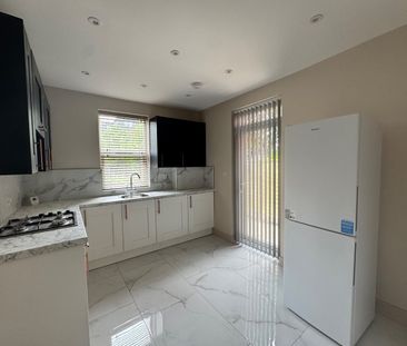 2 Bed Flat, Chesterfield Road, N4 - Photo 5