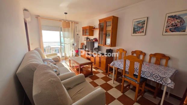 Apartamento en alquiler en La Carihuela - Photo 1