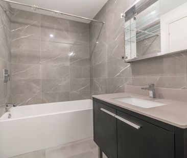 30 Saint Joseph Boulevard Est - Photo 6