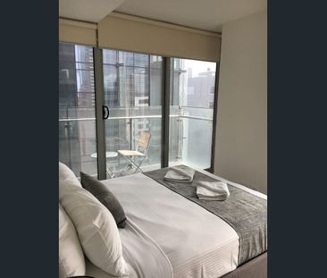 Fully furnished 2 bedroom, 2 bathroom apartment minutes walking fro... - Photo 6