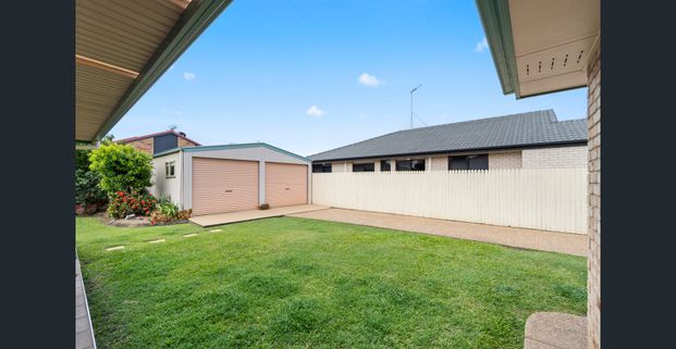 Executive home in a quiet, highly sought-after estate - Photo 1