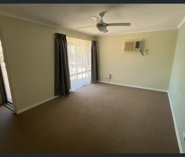 33 Hurcombe Crescent, Port Augusta West - Photo 6