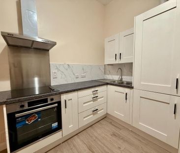 1, 64 University Street, Belfast, BT7 1HB - Photo 2