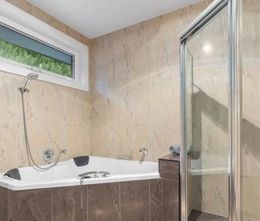 Single-Level Living in a Convenient Location - Photo 4