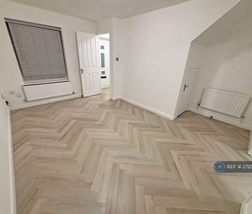 2 bedroom semi-detached house to rent - Photo 1