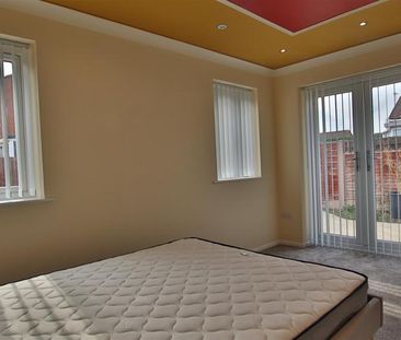 1 bedroom property to rent - Photo 6