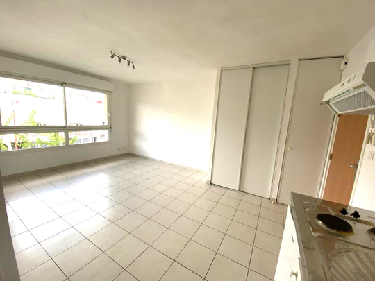Location Appartement 2 pièces 32m² RODEZ 12000 - Photo 1