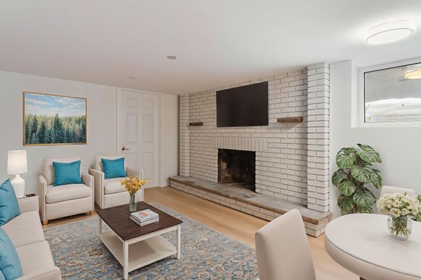 For Lease - 206 Queen Street Unit# Lower, Mississauga, Ontario - Photo 1