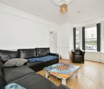 6 Bed Semi-Detached House, Springvale Road, S6 - Photo 1