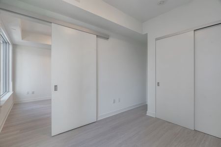For Lease - 11 Yorkville Avenue Unit# 506, Toronto, Ontario - Photo 3