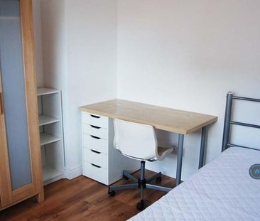 1 bedroom in a house share to rent - Photo 6