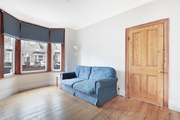 3 Bedroom House - End Terrace To Let - Photo 1