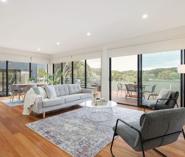 Stylish, Sustainable Coastal Living - Photo 2