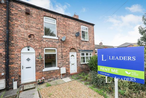 2 bedroom terraced house to rent - Photo 1