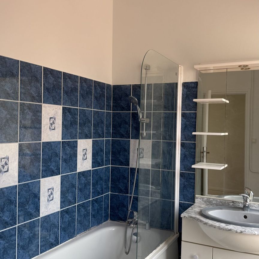 T1 CATHEDRALE AVEC TERRASSE - Photo 1