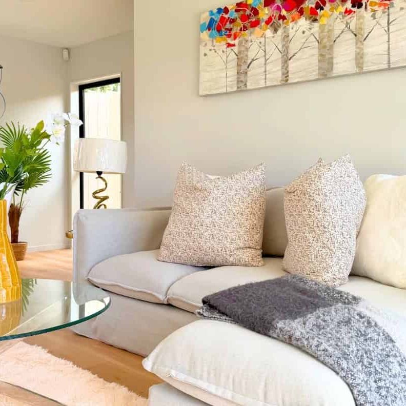 Brand New 3-Bedroom Townhouse in the Heart of Māngere Bridge - Photo 1