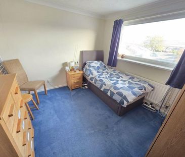 3 bedroom end of terrace house to rent - Photo 6